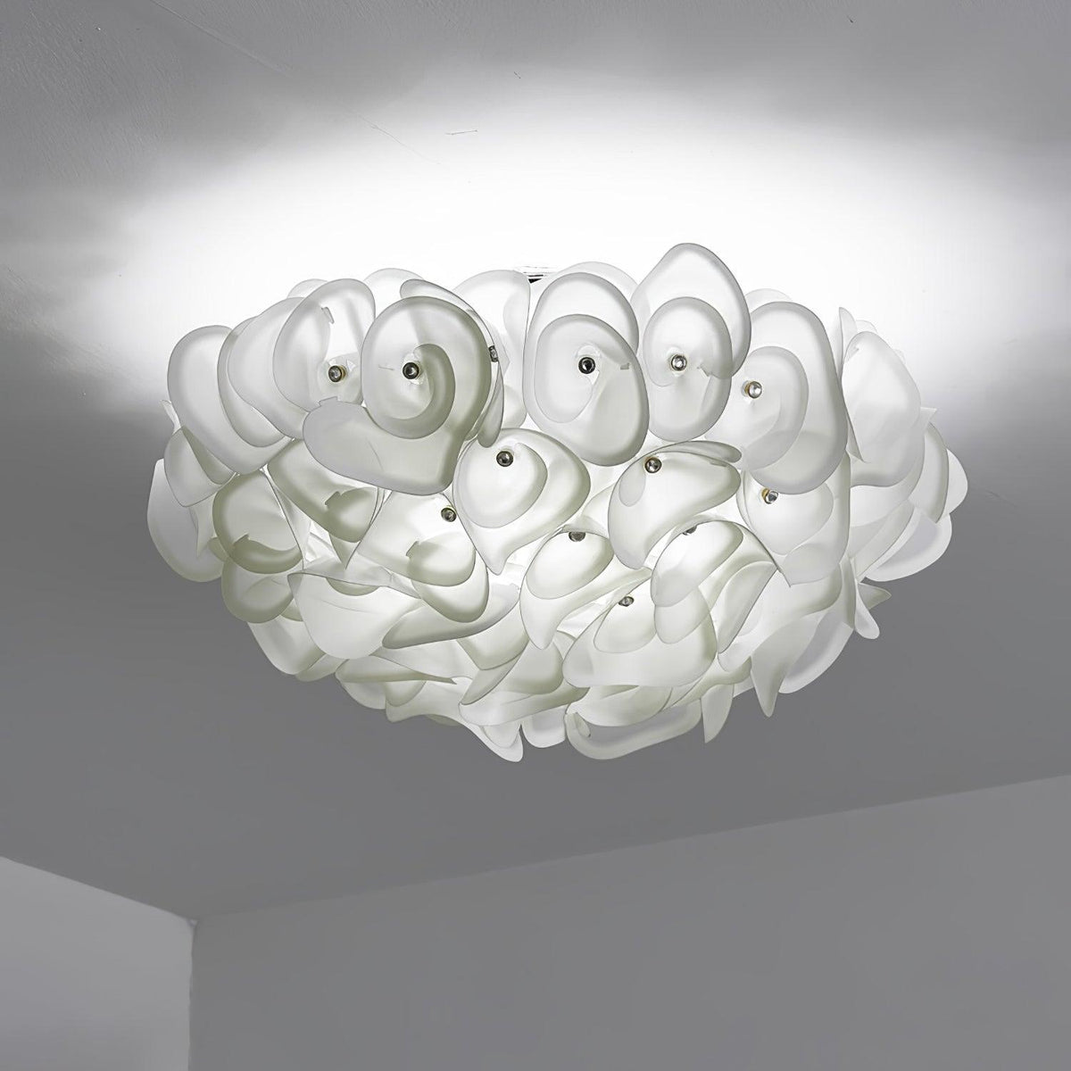 White Hydrangea Ceiling Lamp