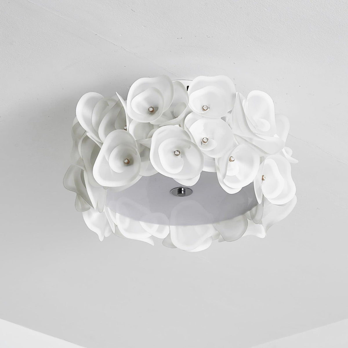 White Hydrangea Ceiling Lamp