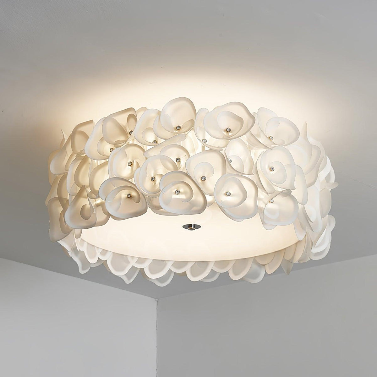 White Hydrangea Ceiling Lamp