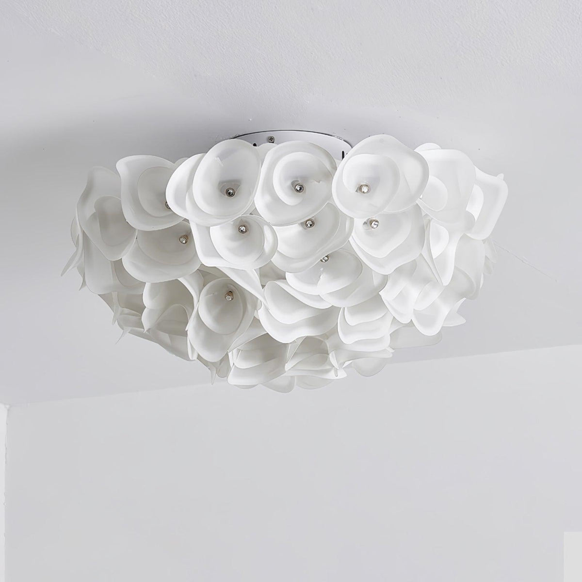 White Hydrangea Ceiling Lamp