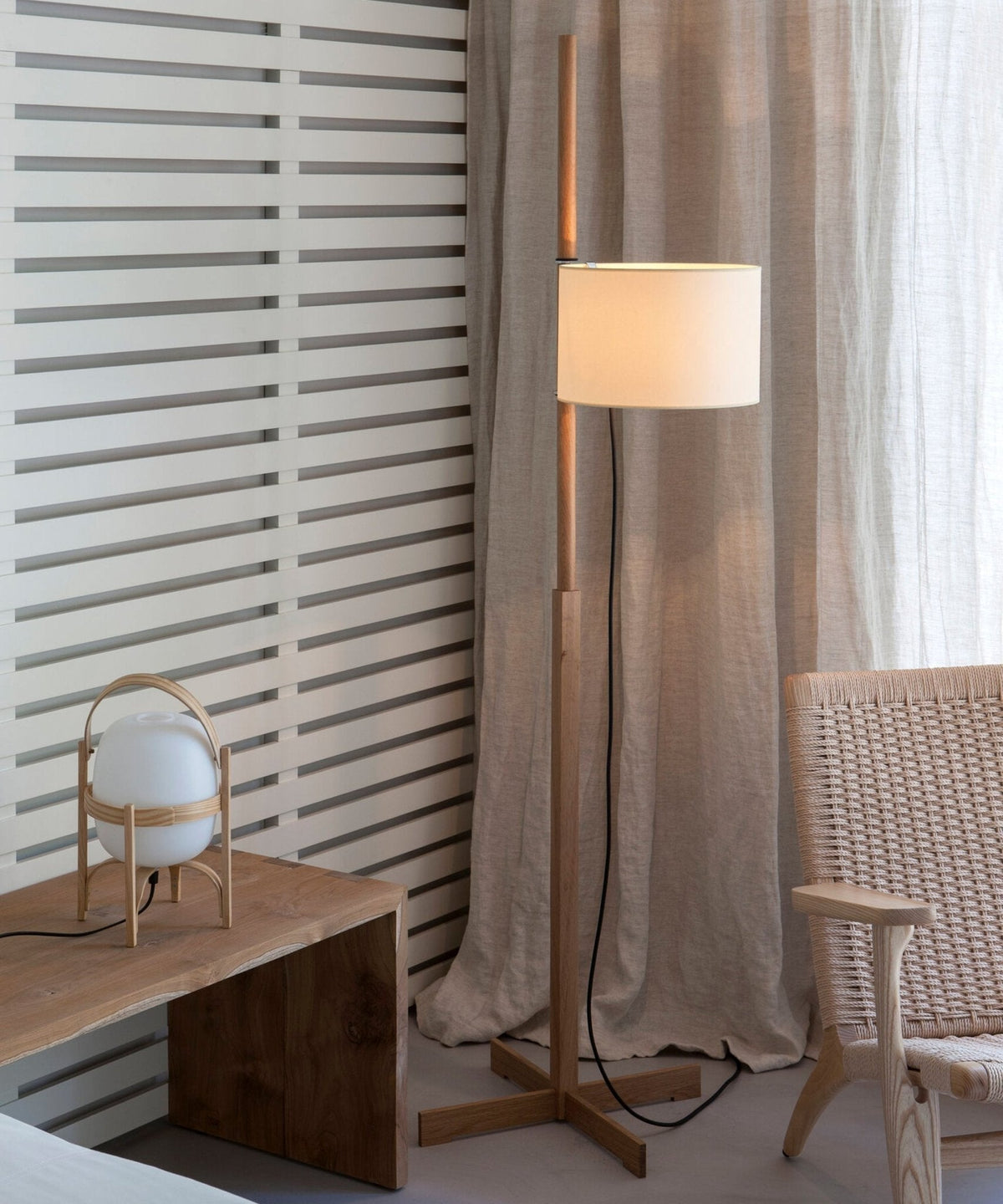 Wood Tmm Floor Lamp