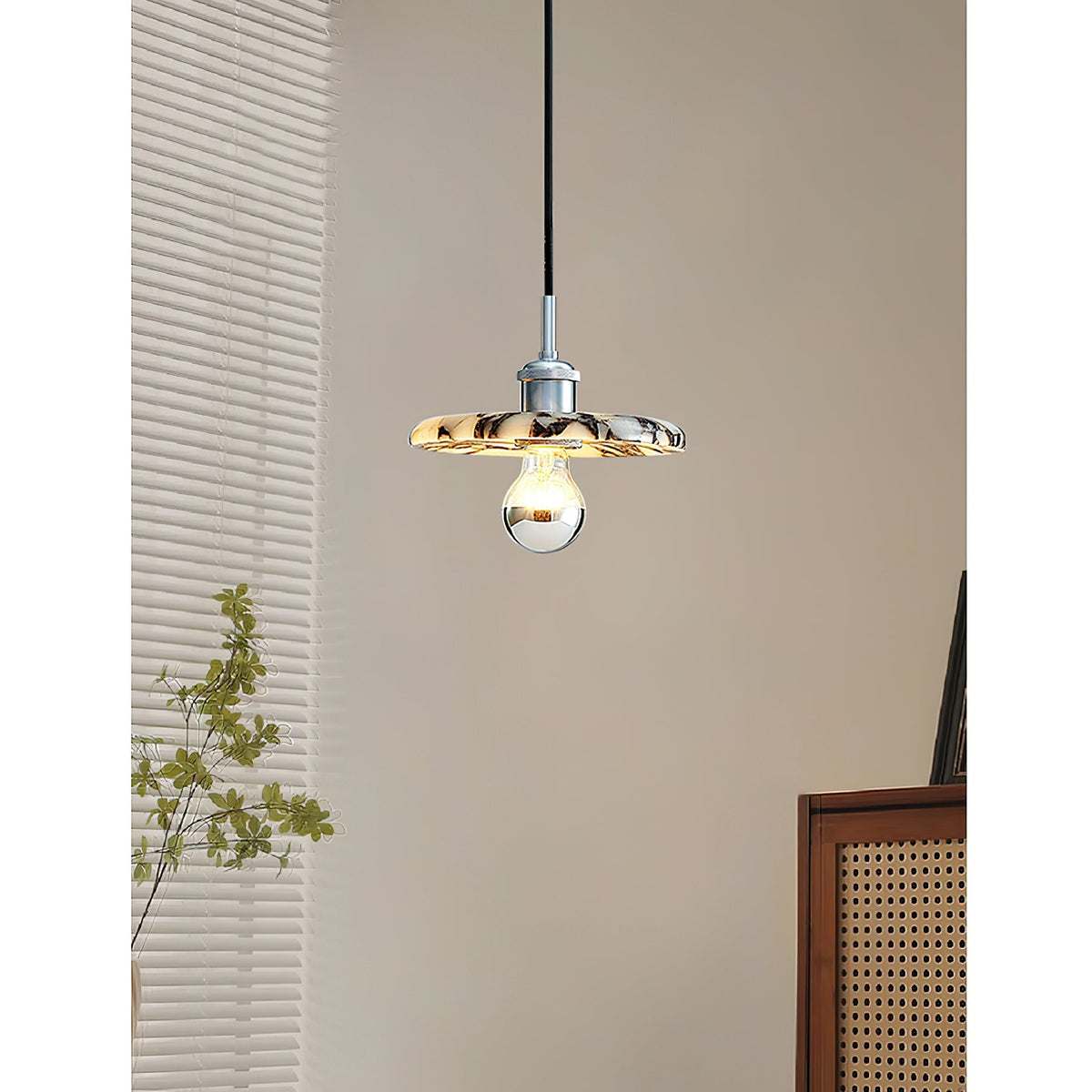 Zat Marble Pendant Lamp