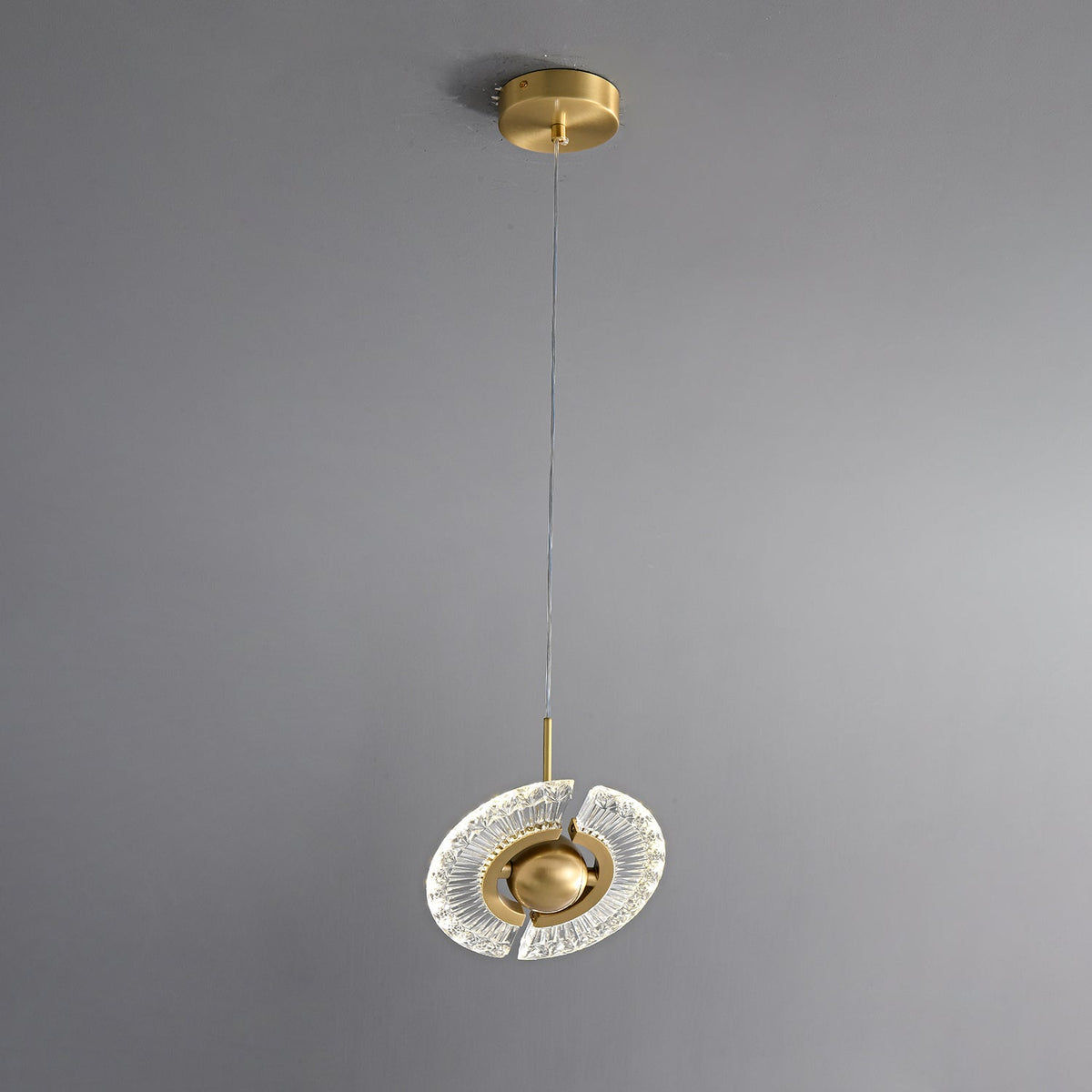 Zyra Pendant Lamp