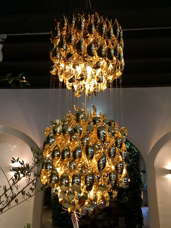 Modern Spiral Wave Chandelier in Silver and Gold Finish with Acrylic Design