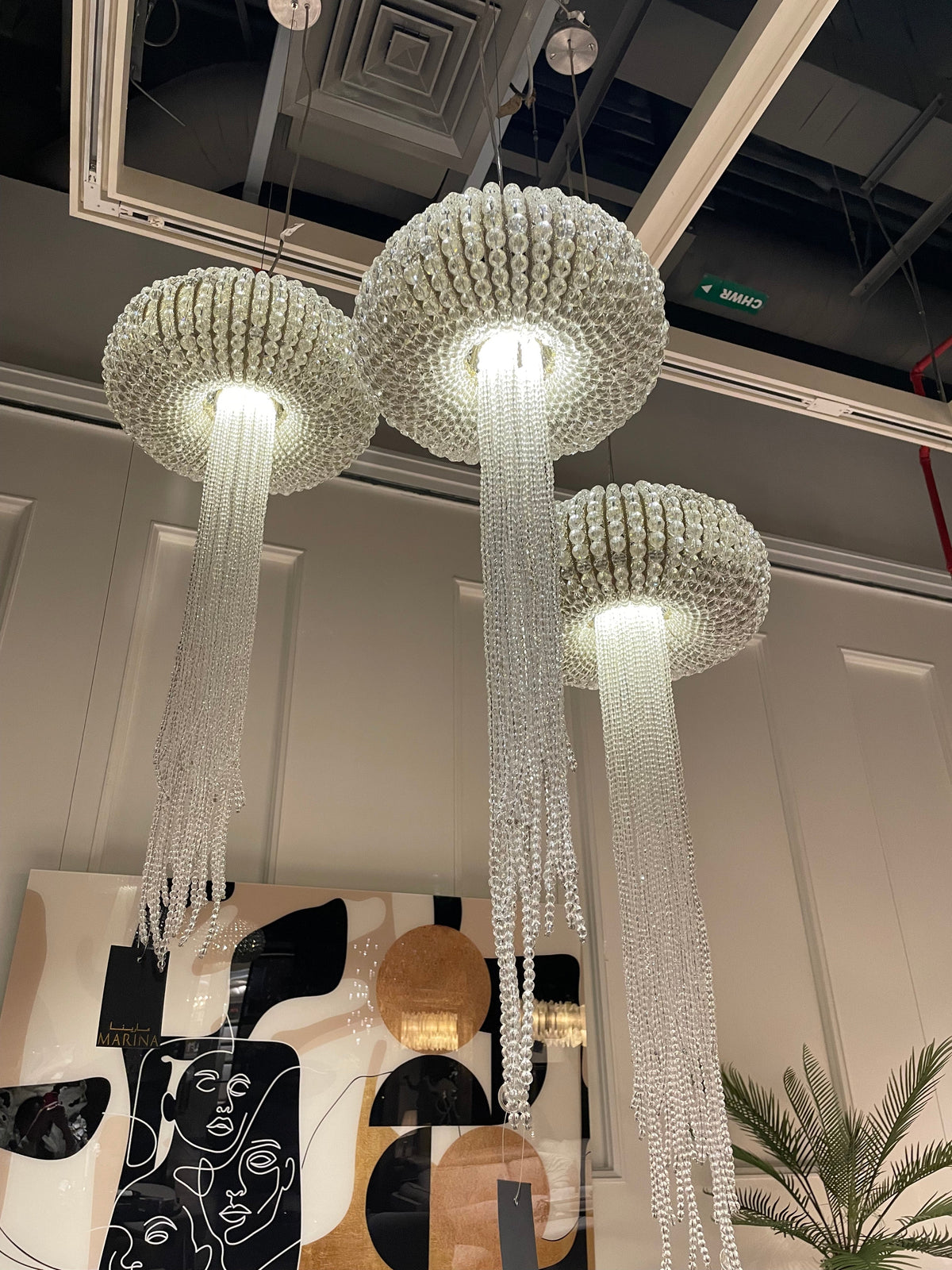 Designer Jellyfish Glass Crystal Pendant Chandelier with Metal Finish for Dining Room Entryway Bedroom