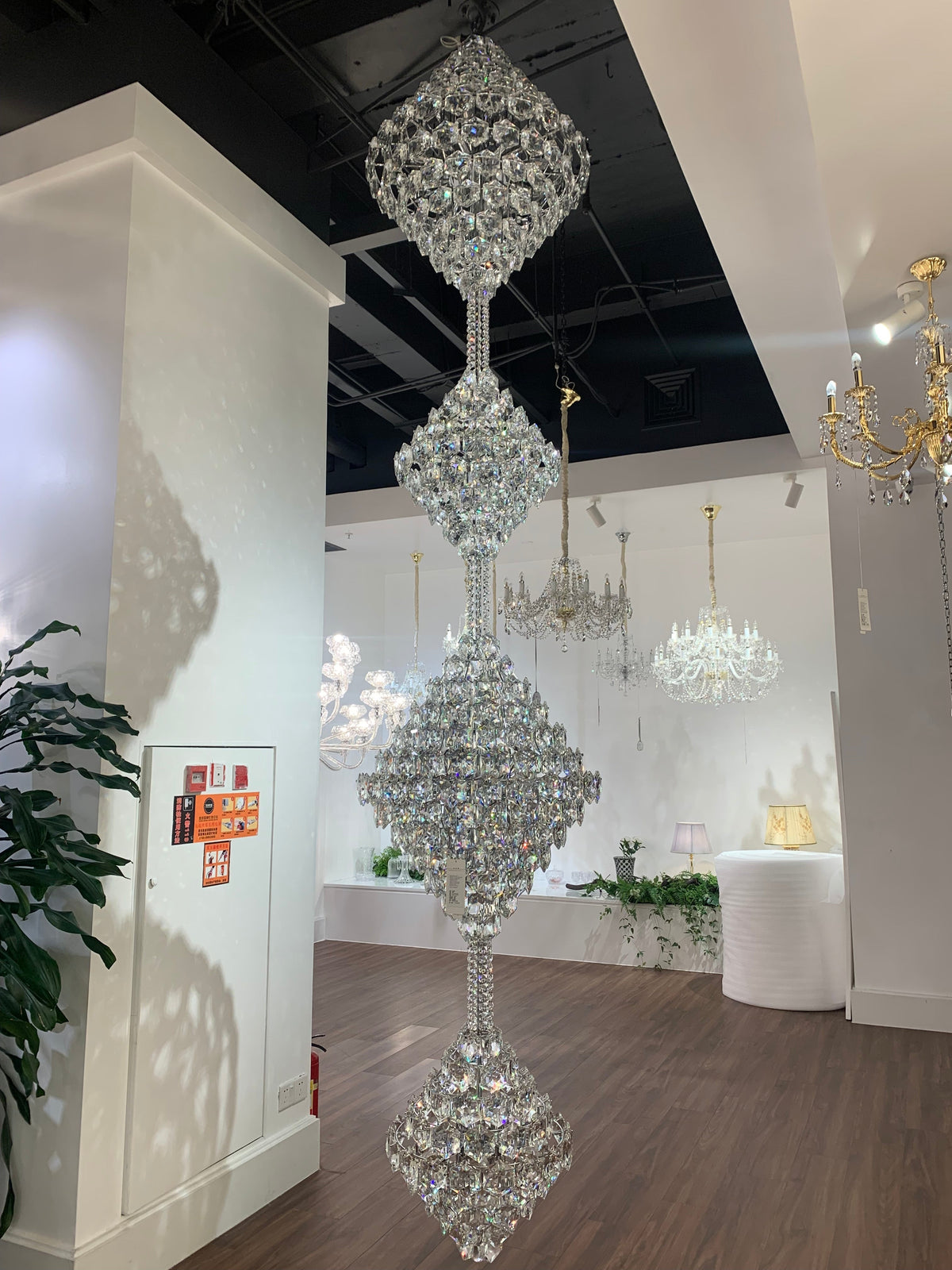 Luxury Three / four Cone Crystal Chandelier for Staircase / foyer / hotel