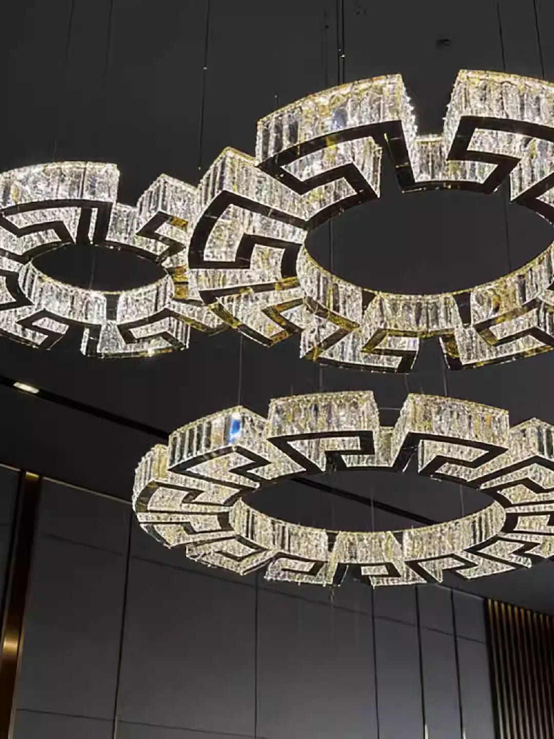 Modern Round Gear / rectangular Mazes Crystal Chandelier