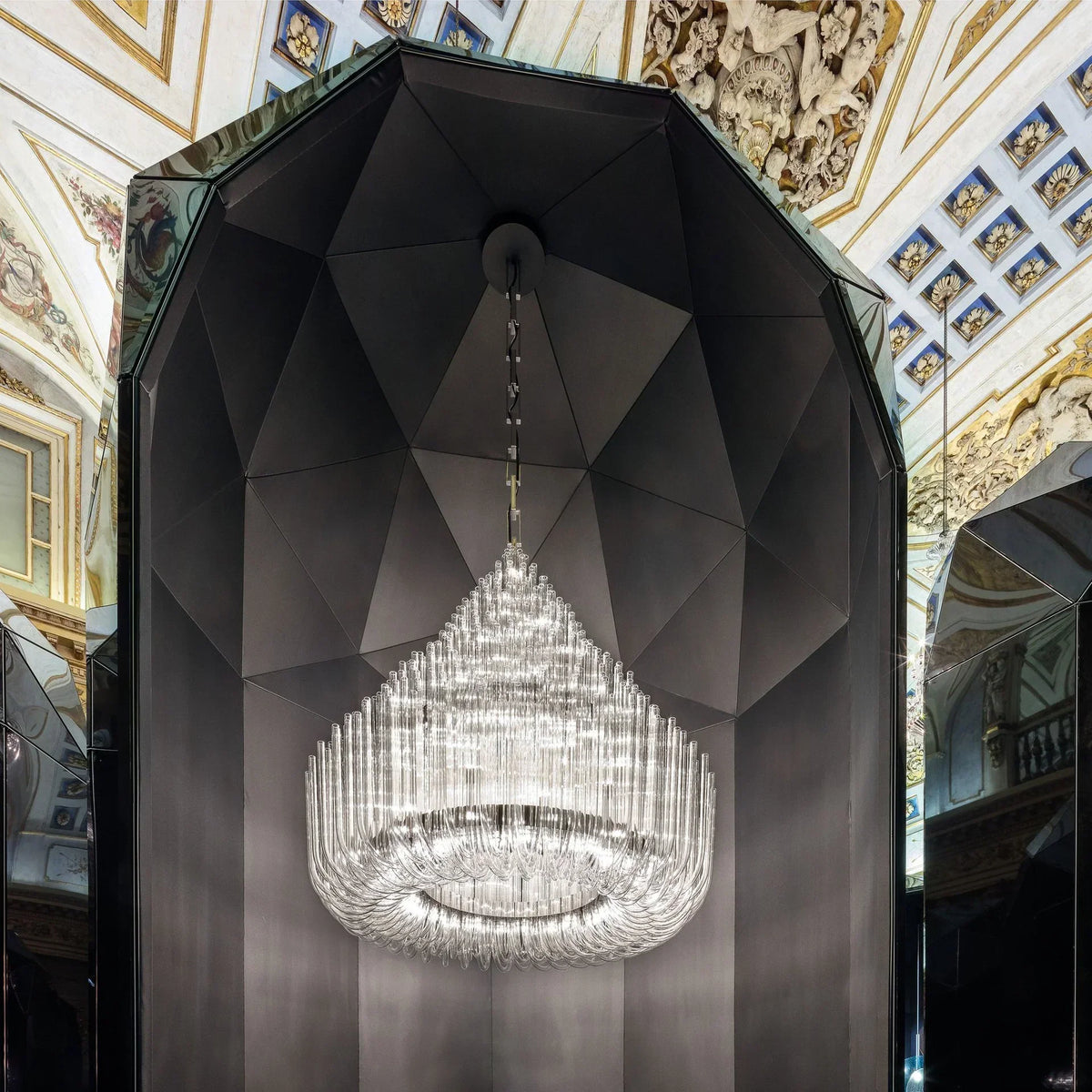 Extra Large Round Modern Chandelier with Clear Glass Tubes and Silver Metal Finish for Living Room Hotel Lobby