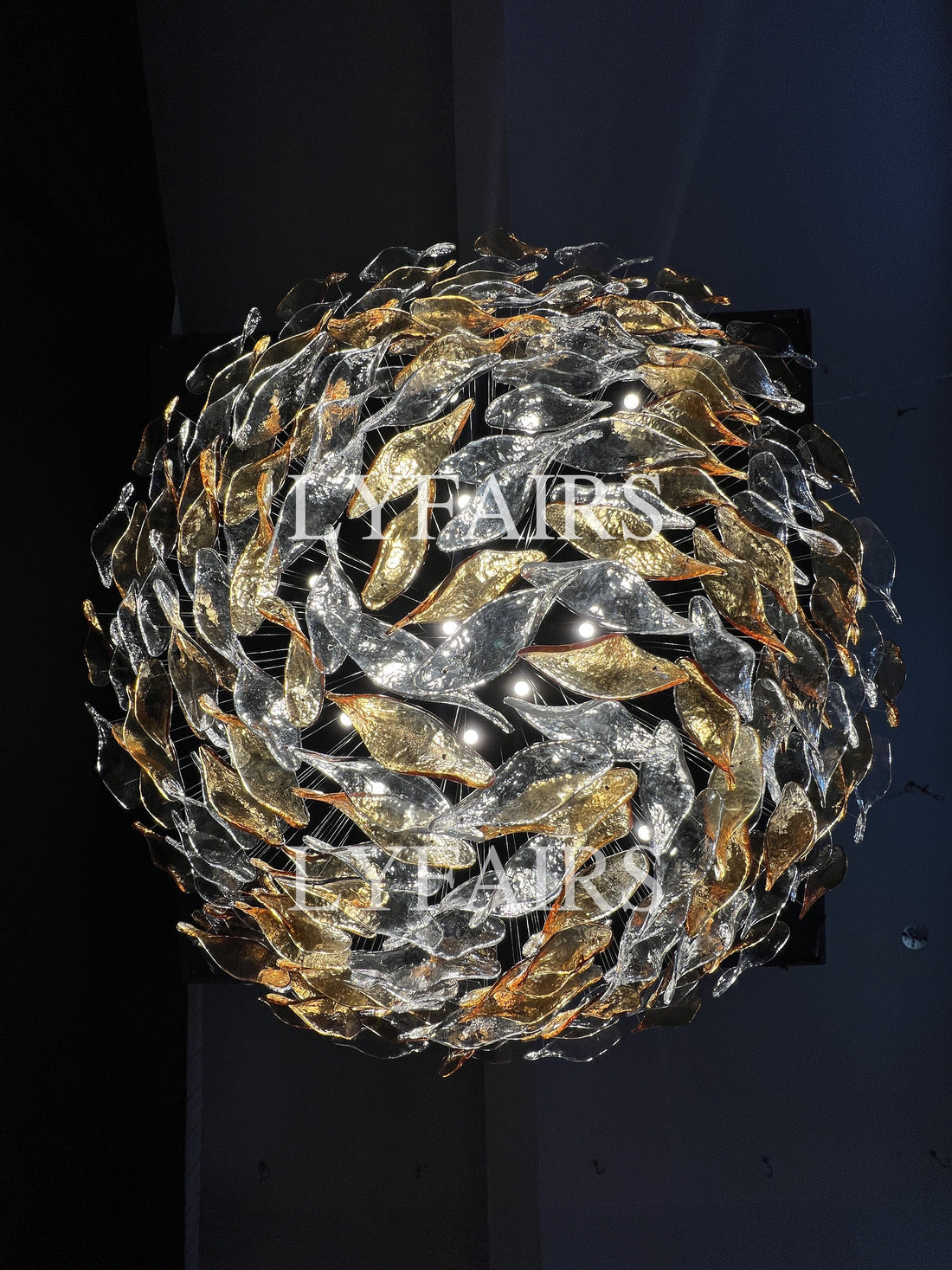 Luxury Glass Leaves Floating Chandelier with High-Quality Finish for Hotel, Villa, Living Room