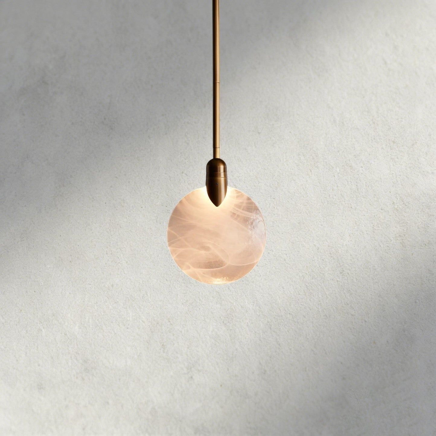 Lyla Single Pendant