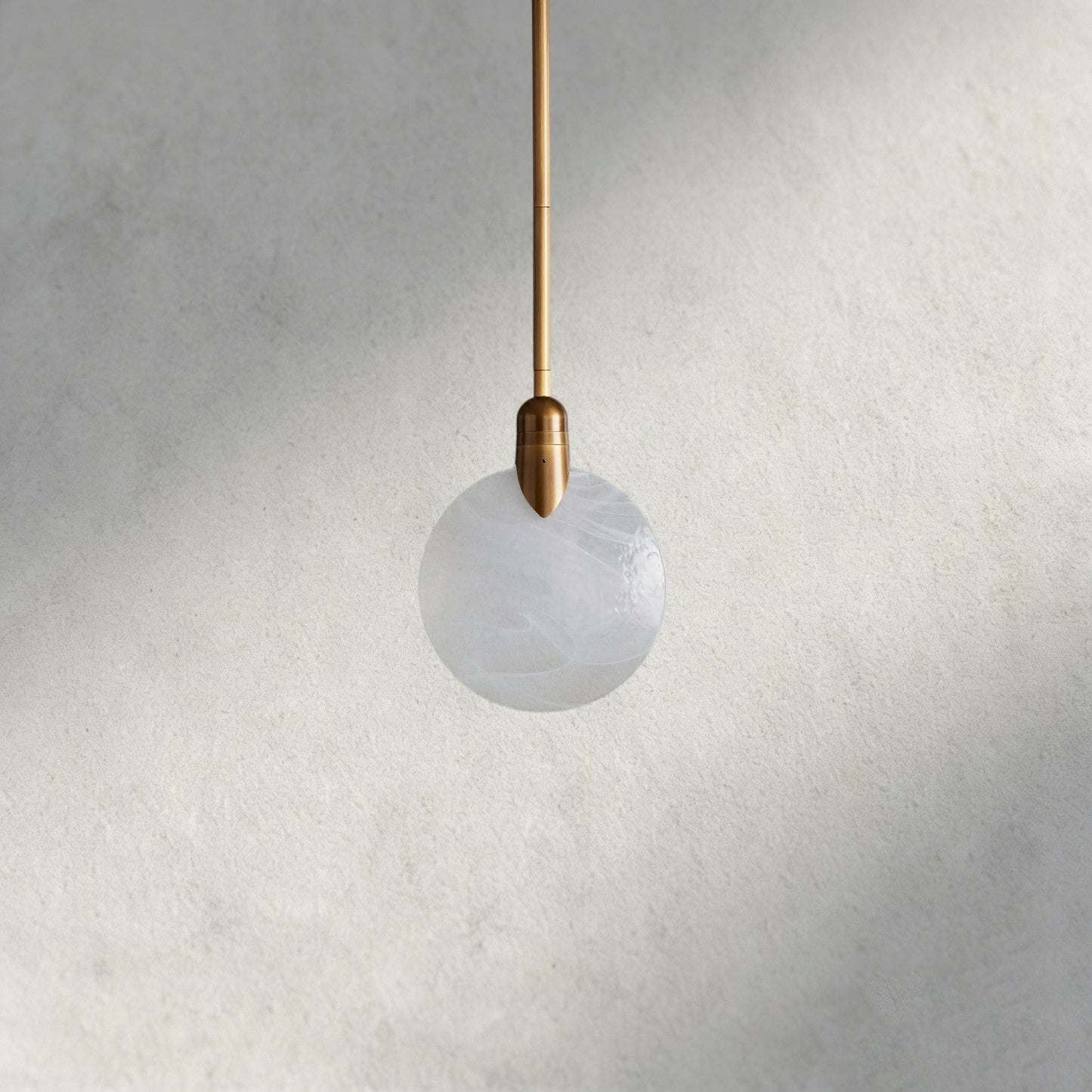 Lyla Single Pendant