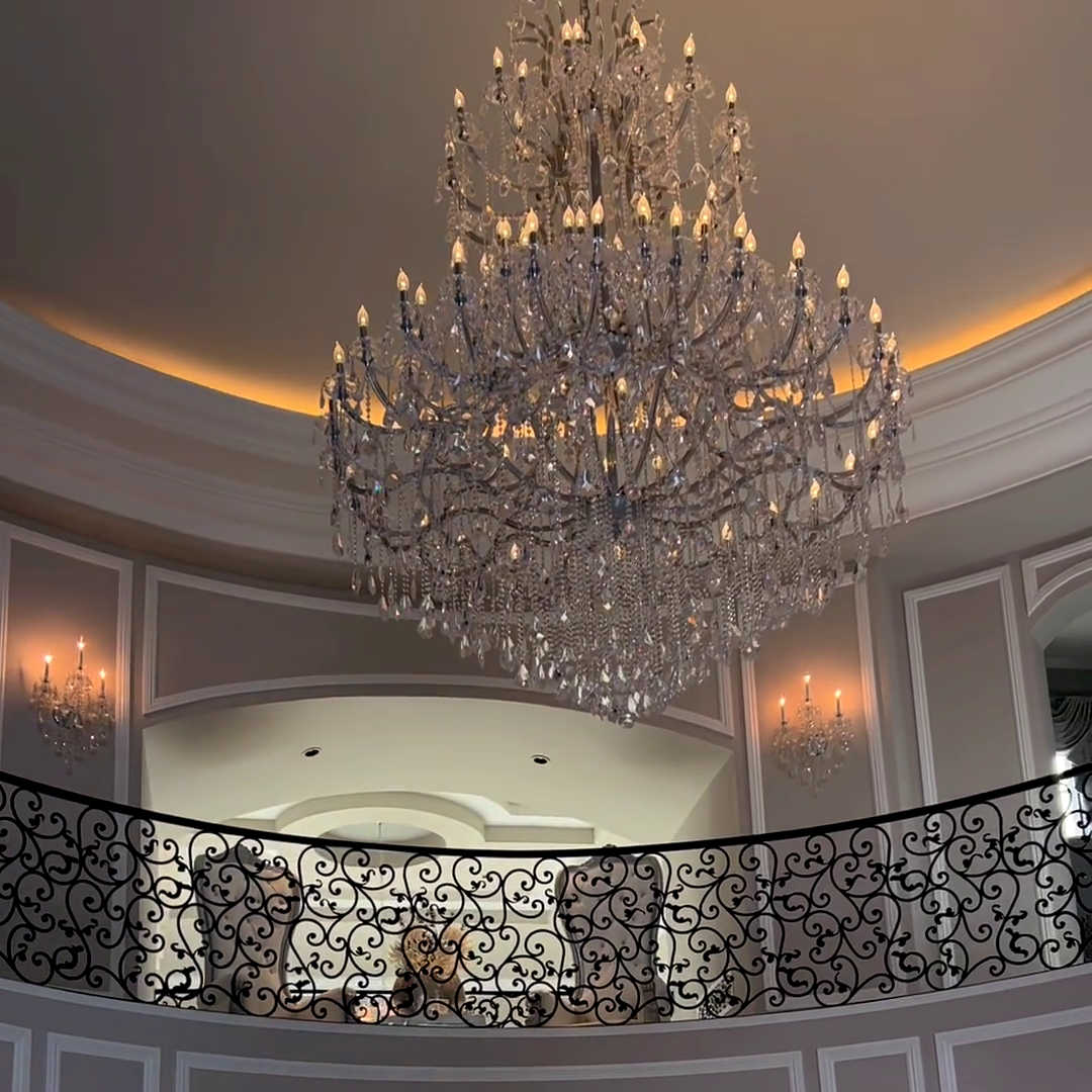 Traditional Candle-Shaped Crystal Chandelier with K9 Crystal Finish for Staircase Foyer Living