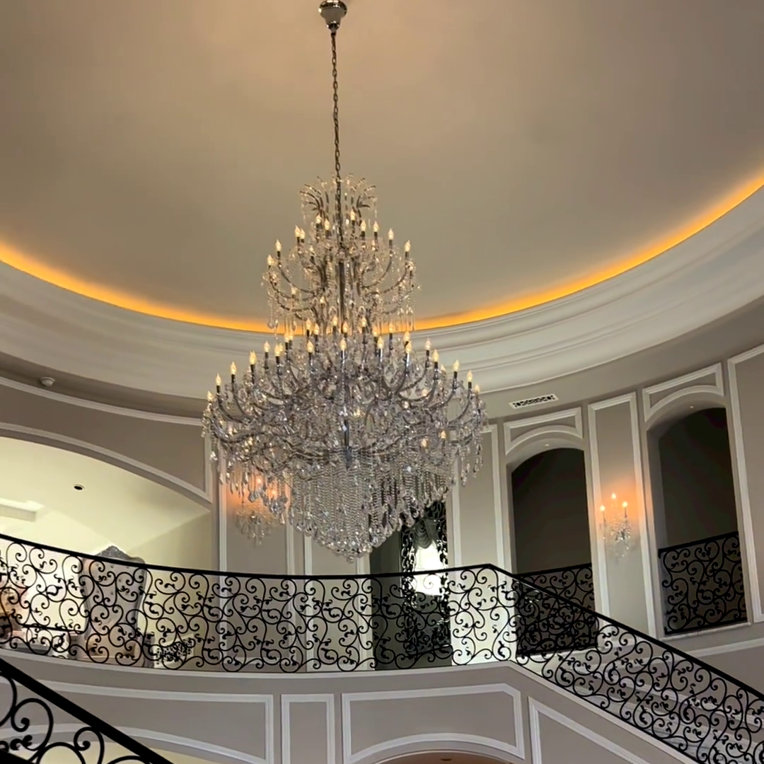 Traditional Candle-Shaped Crystal Chandelier with K9 Crystal Finish for Staircase Foyer Living